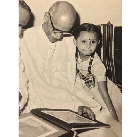 Baba with his granddaughter Vaijayantimala